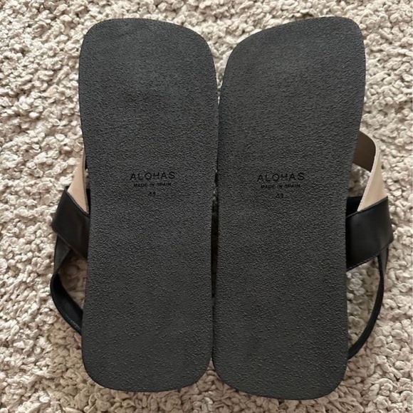 Alohas Decade BICOLOR Black Cream Leather Thong Platform Sandals - Picture 6 of 10